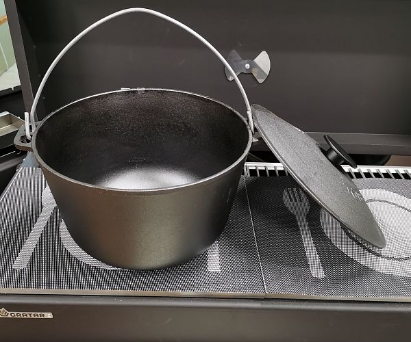 Казан походный 10л с чугунной крышкой  